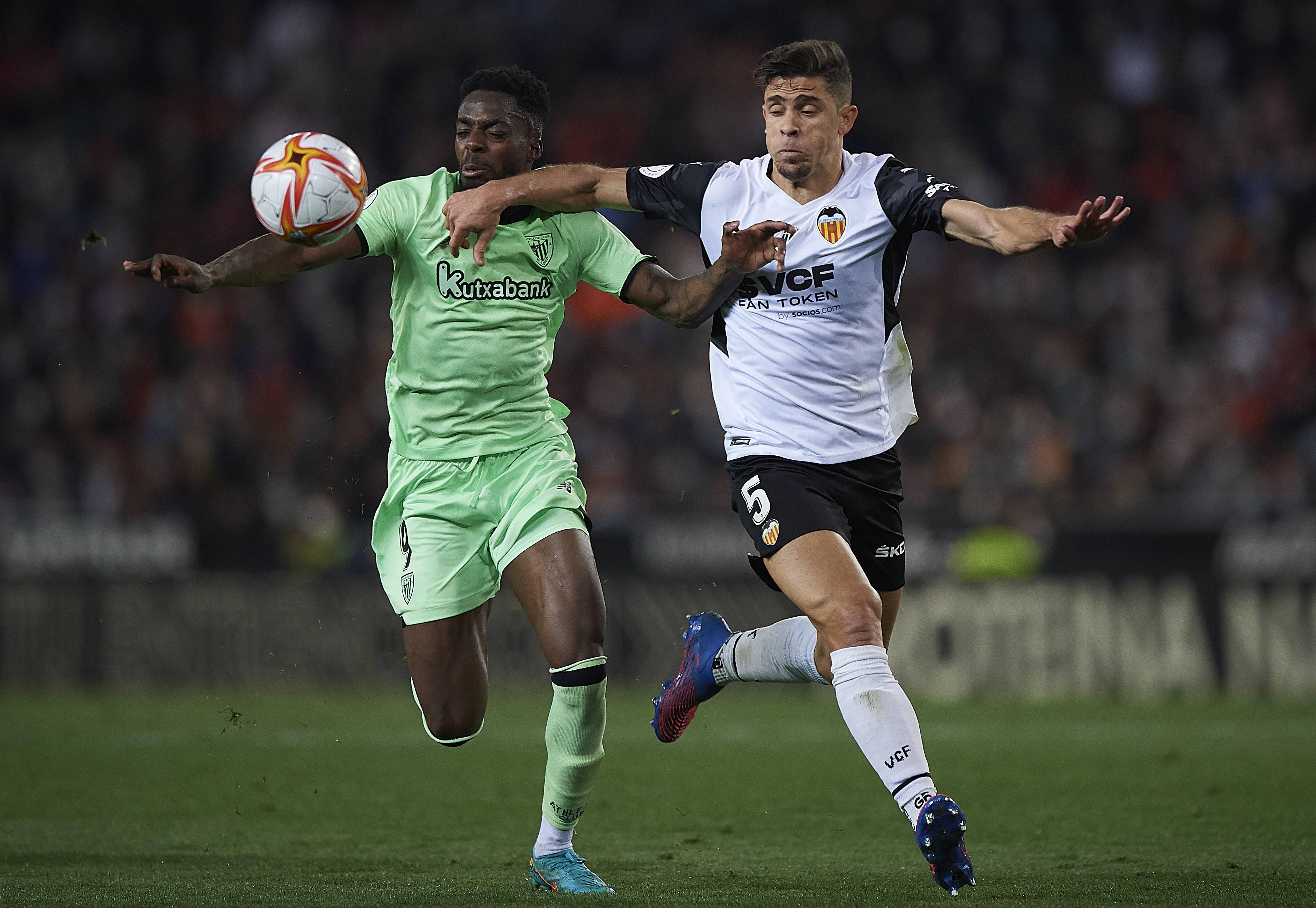 爱游戏平台-关于意大利杯赛程吃紧；AC米兰窗口期主帅复盘；更衣室稳定；心理建设被强调的信息