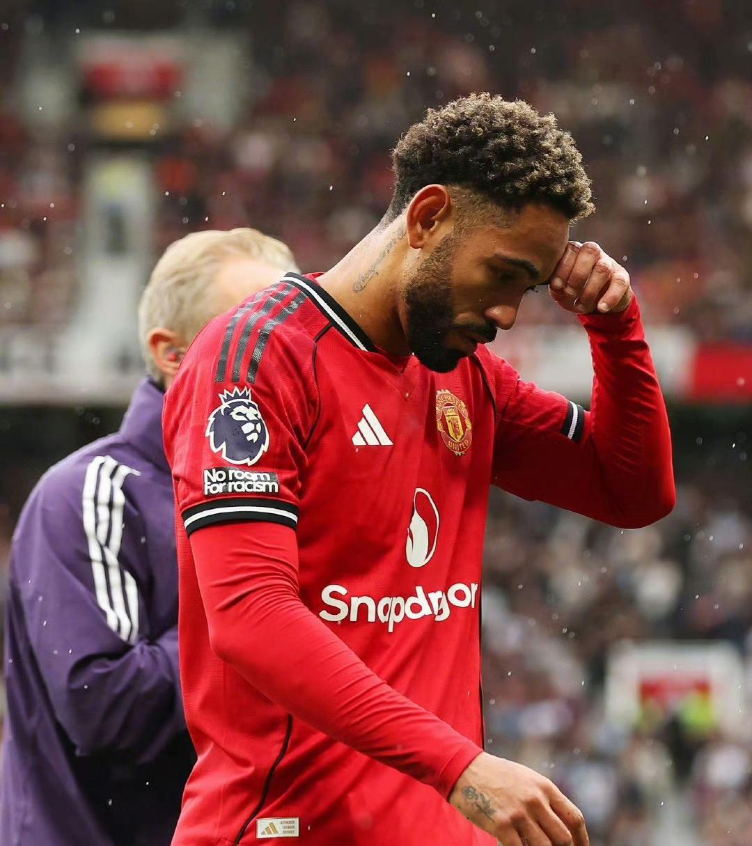 AYX SPORTS-包含葡萄牙体育围绕社区盾伤情更新Scout在热火比赛中高光表现之后，Ming在曼联比赛中惊险取胜的词条