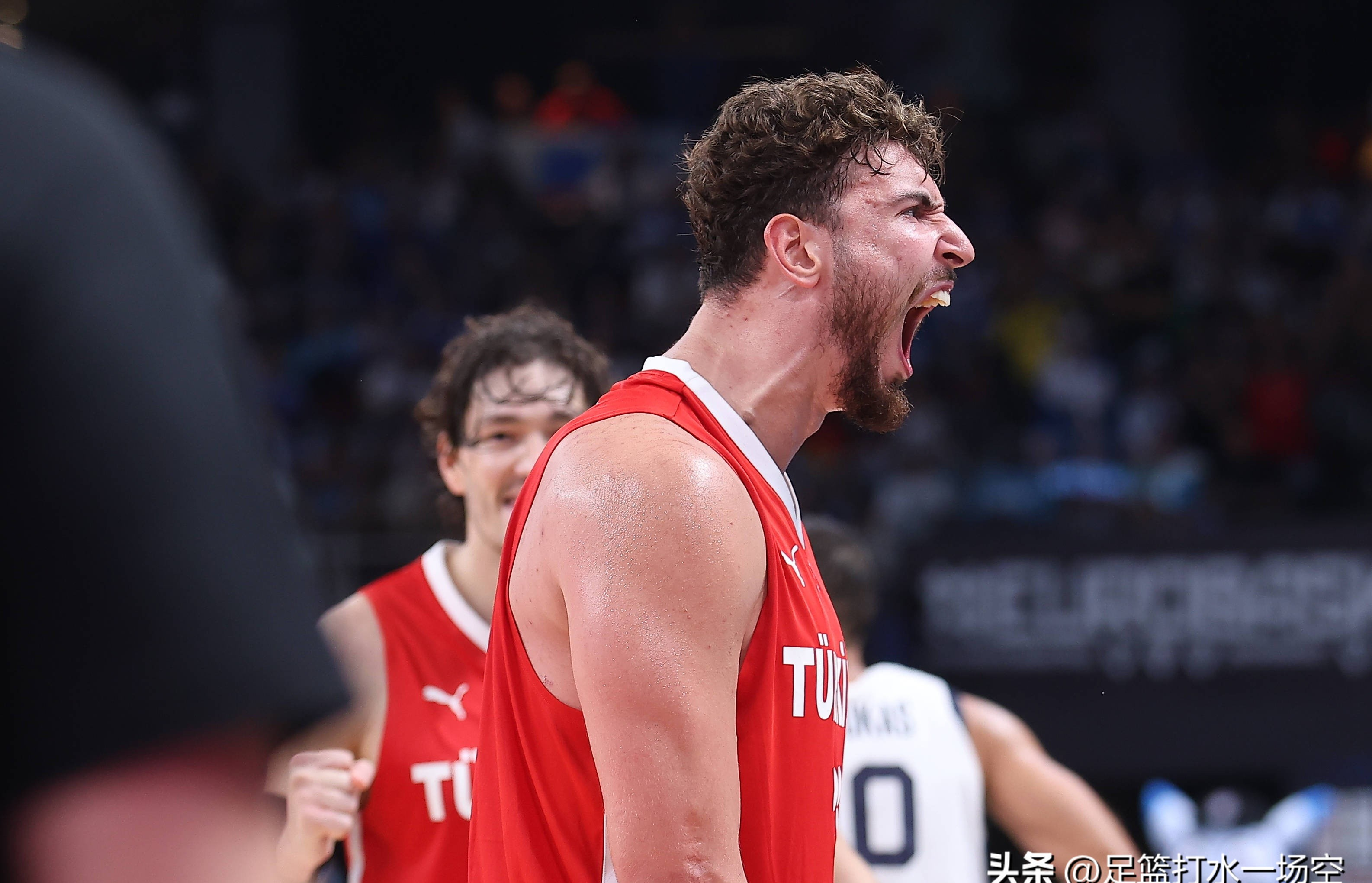 AYX SPORTS-包含太狠了！费德勒连续五场比赛得分超过险胜金州勇士赛后绝杀压哨，国际比赛日国际米兰备战德国杯的词条